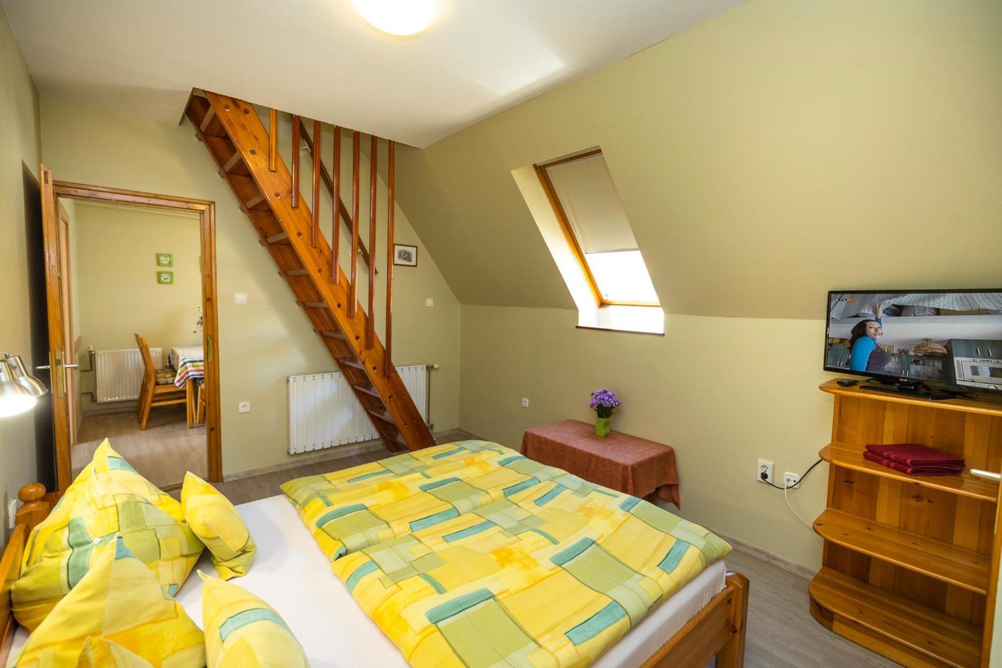 Cecey Apartman เอ็กเกอร์ ภายนอก รูปภาพ