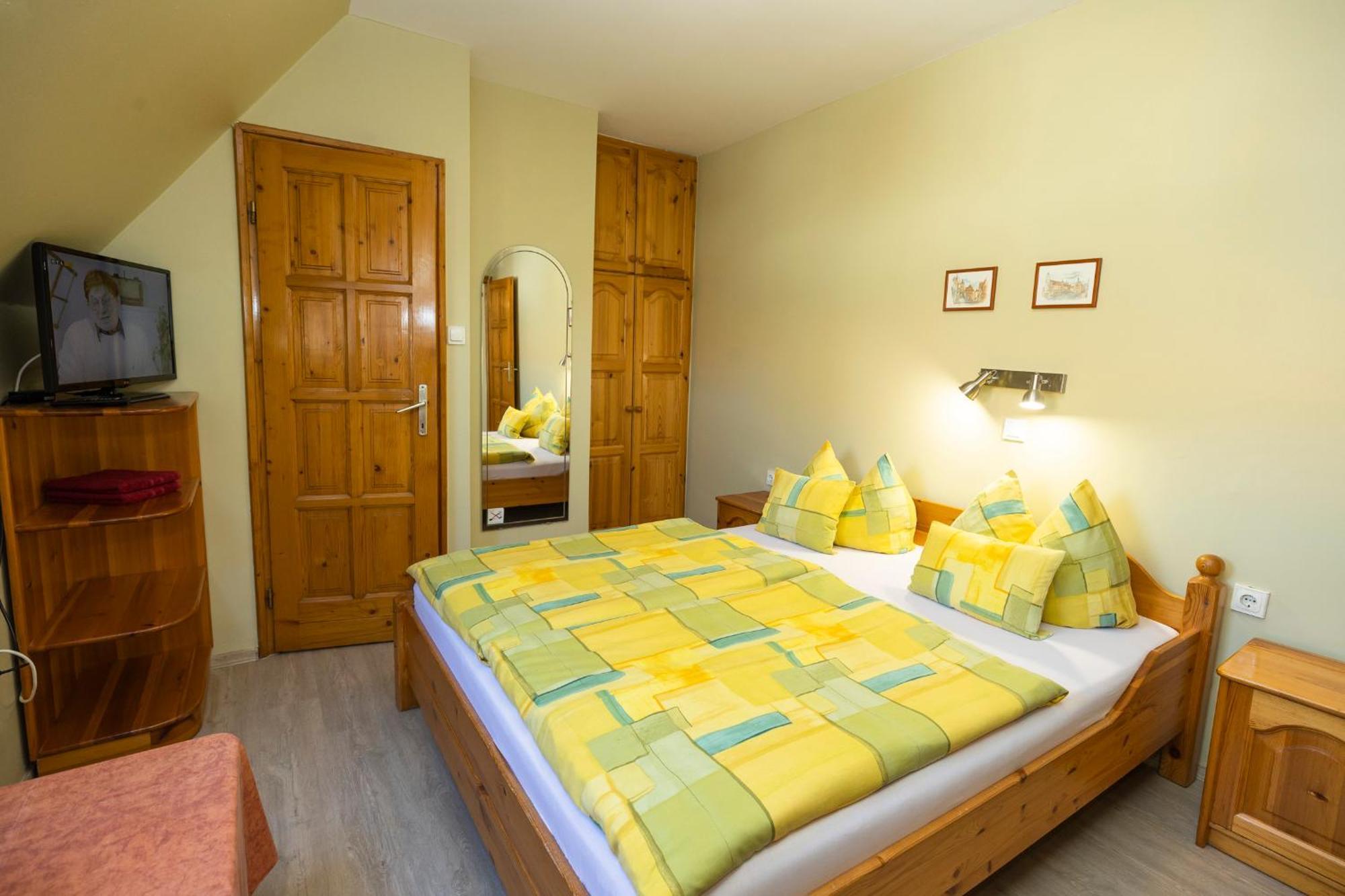 Cecey Apartman เอ็กเกอร์ ภายนอก รูปภาพ